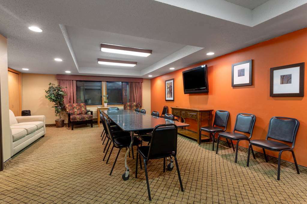 Americinn By Wyndham Hartford Wi Einrichtungen foto